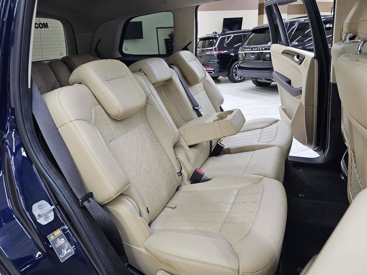 Used 2017 Mercedes-Benz GLS 450 4MATIC w/ Premium Package image 24