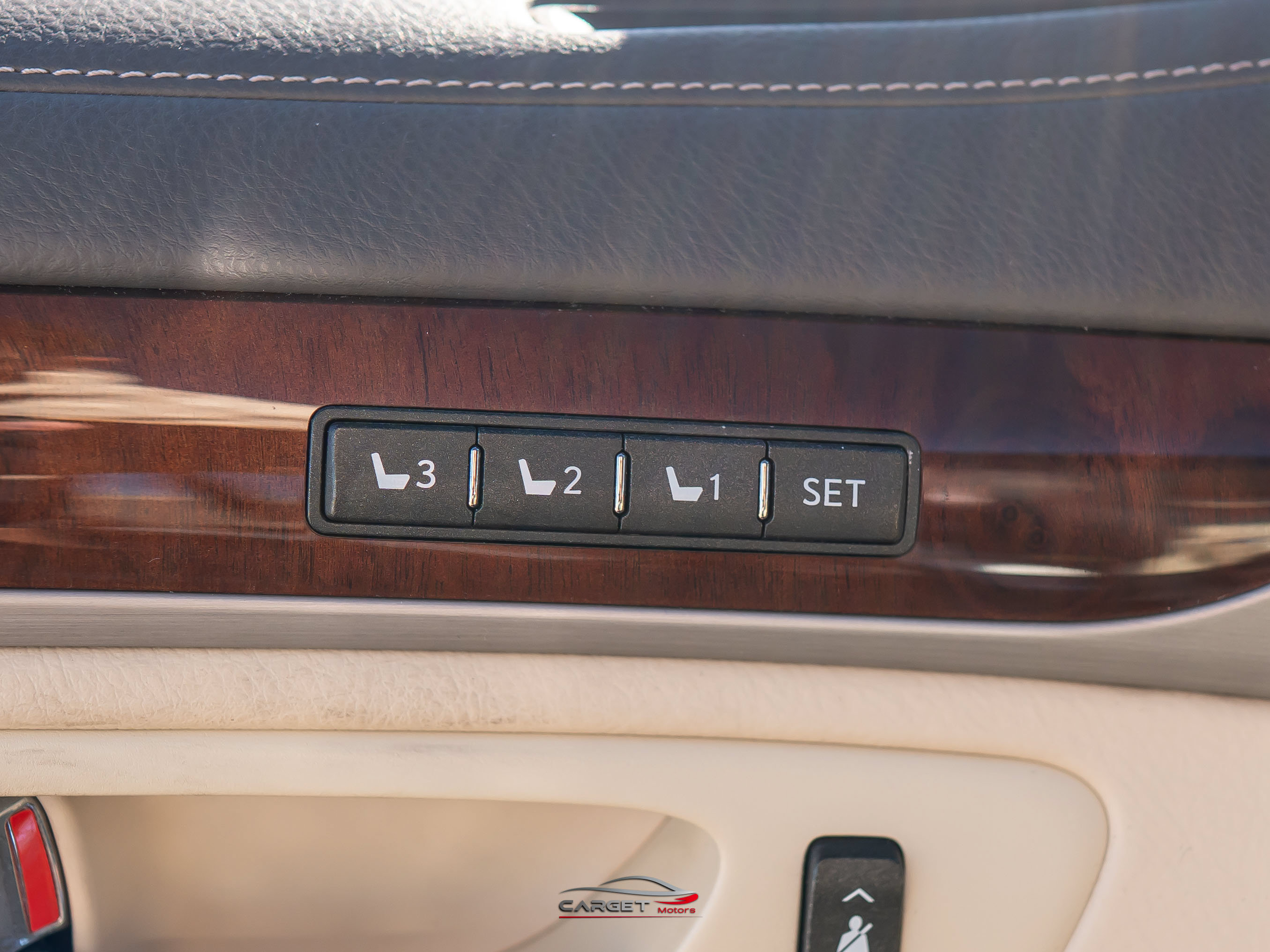 Used 2016 Lexus LS 460 AWD w/ Comfort Package image 39