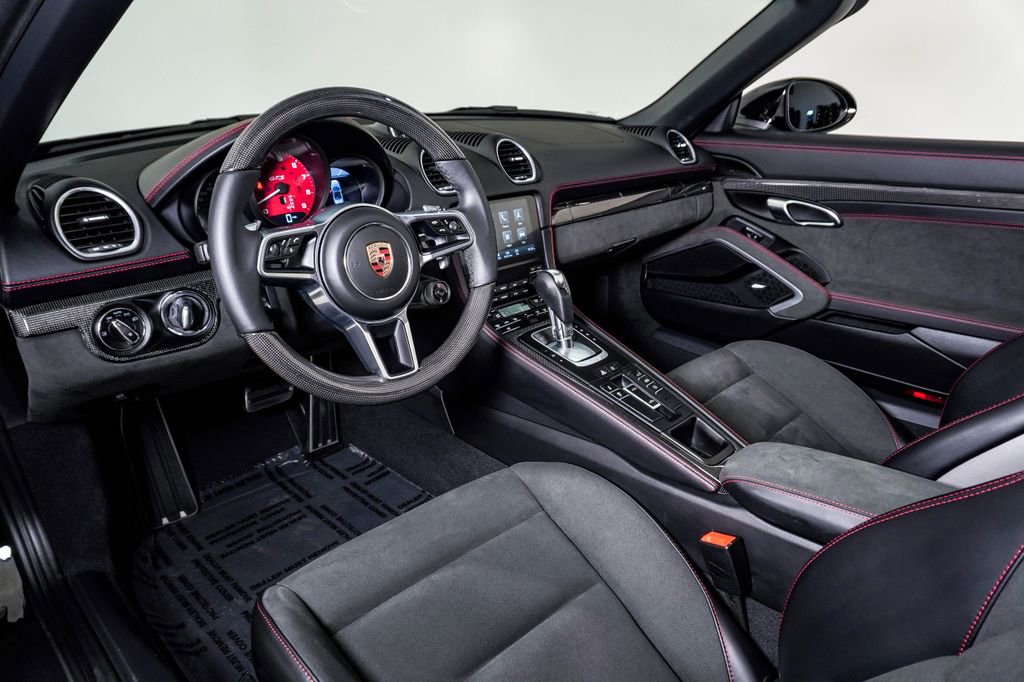 Certified 2025 Porsche 718 Boxster GTS RWD image 4
