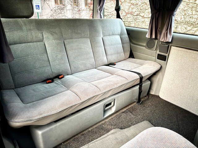 Used 1993 Volkswagen Eurovan MV image 23