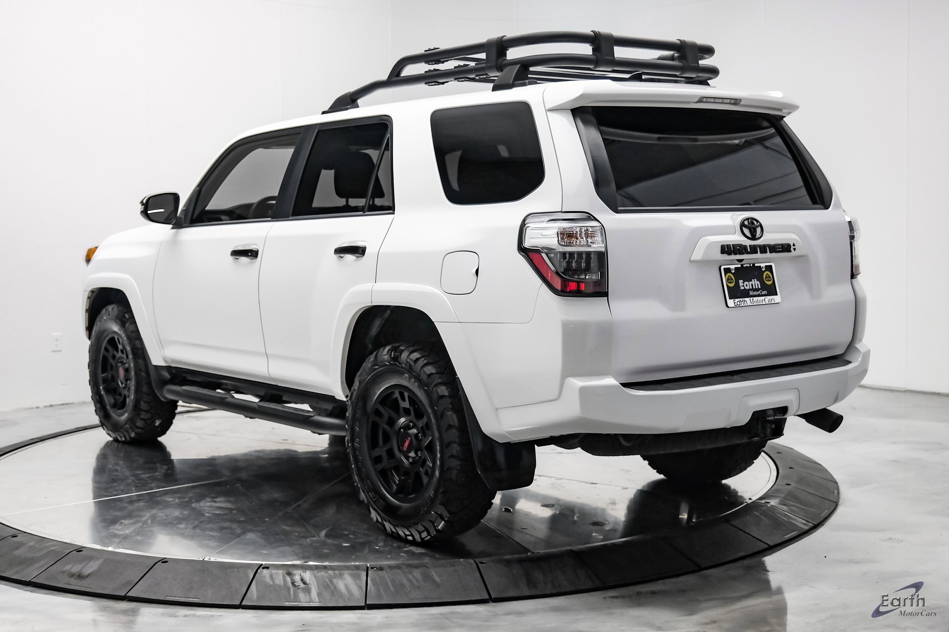 Used 2023 Toyota 4Runner SR5 Premium image 8