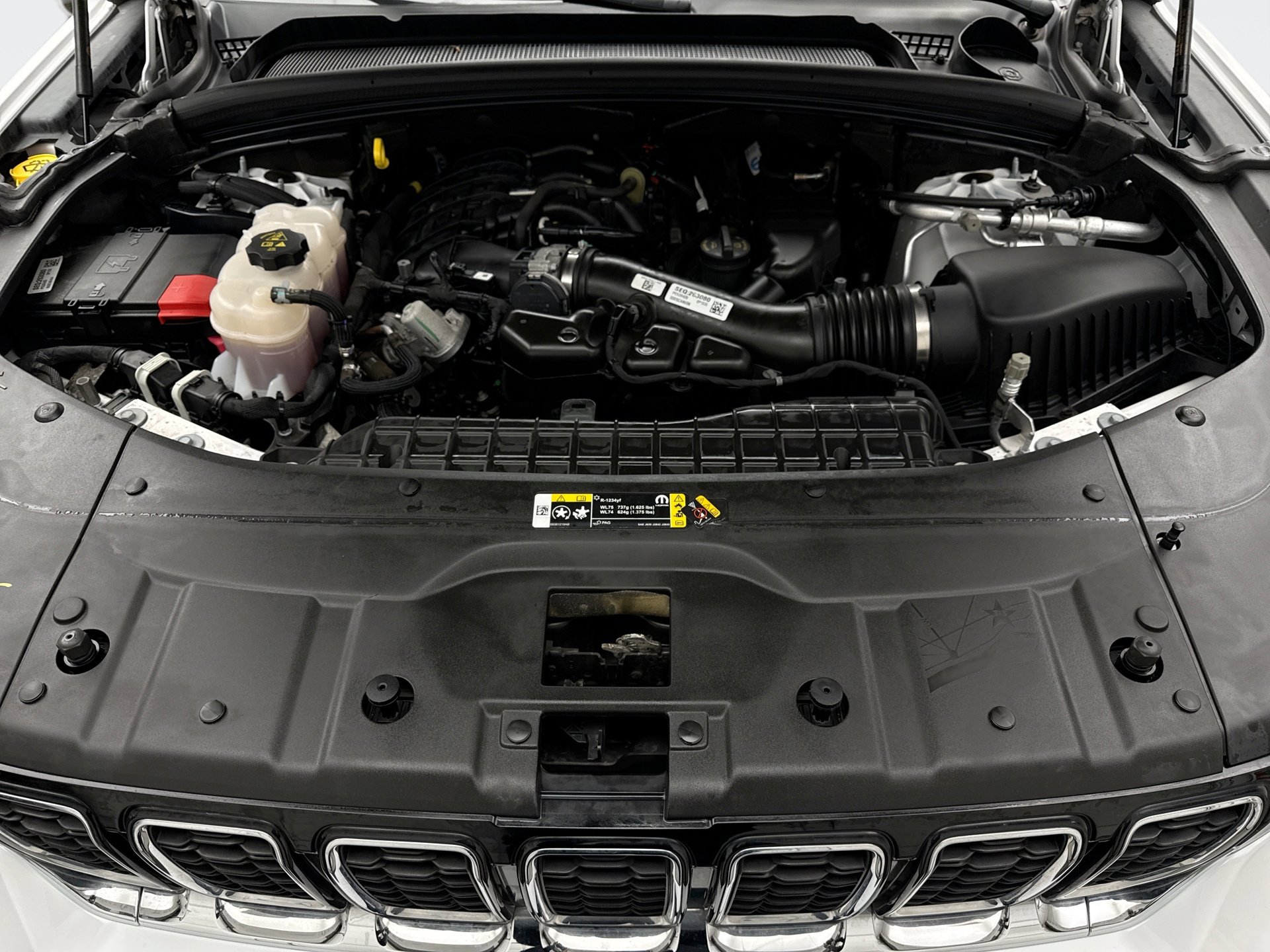 Used 2023 Jeep Grand Cherokee Limited image 25