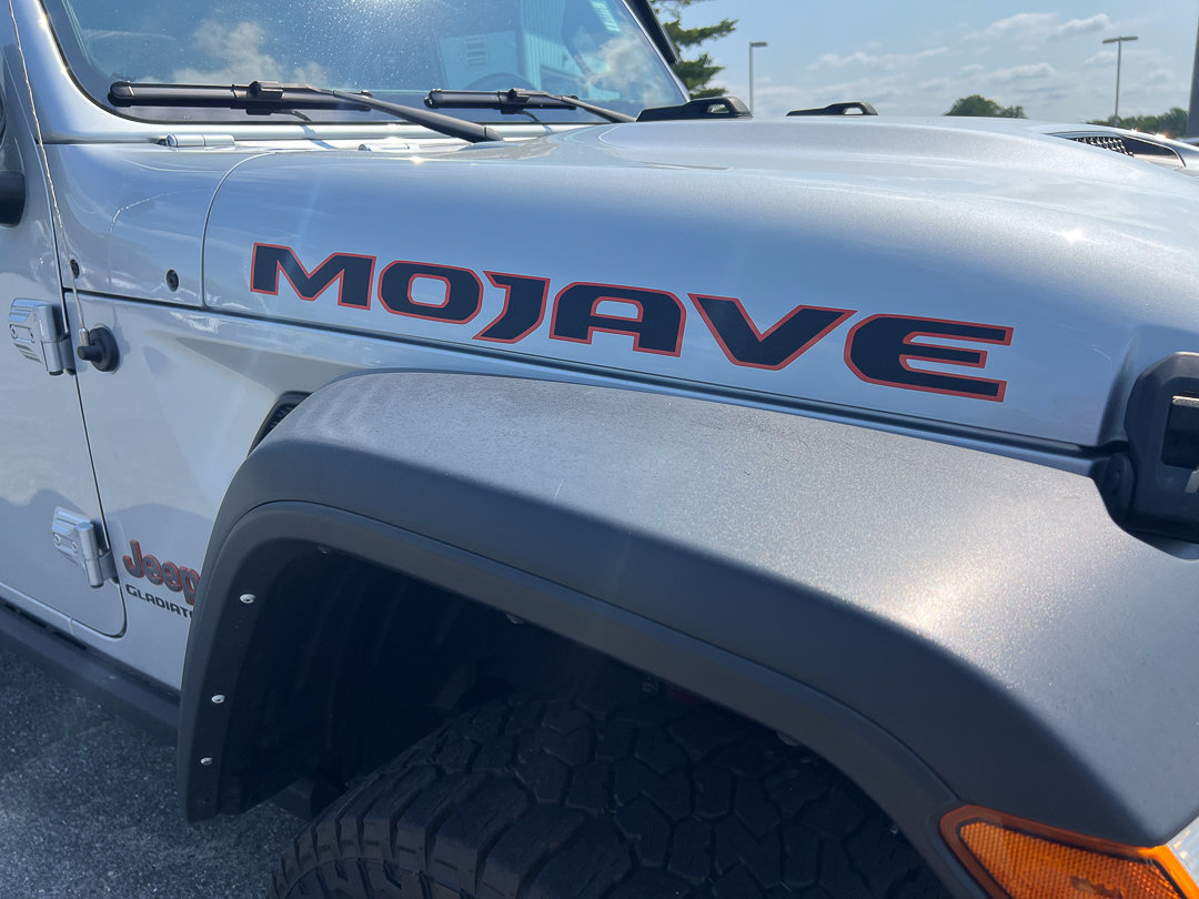 Used 2022 Jeep Gladiator Mojave AWD/4WD image 9