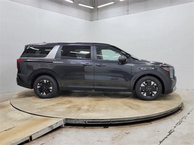 New 2026 Kia Carnival LXS image 4