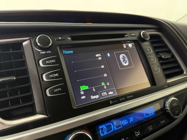 Used 2018 Toyota Highlander Plus FWD image 20