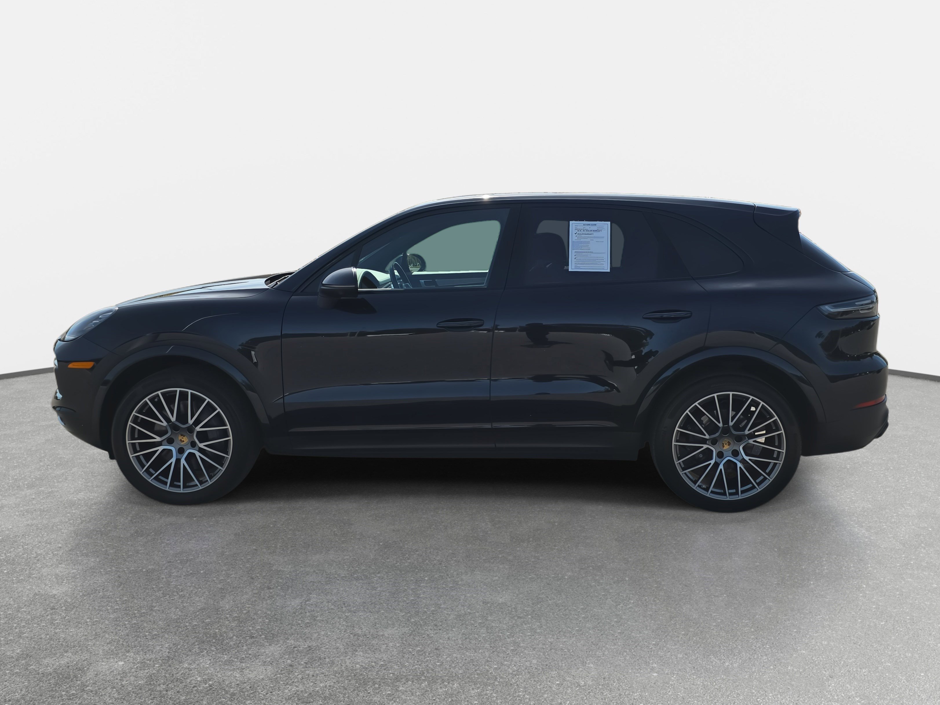 Used 2022 Porsche Cayenne S image 8