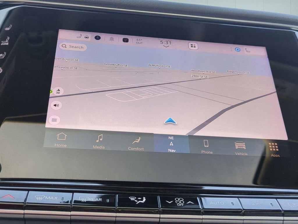 Used 2022 Jeep Wagoneer Series III w/ Premium Group I image 25