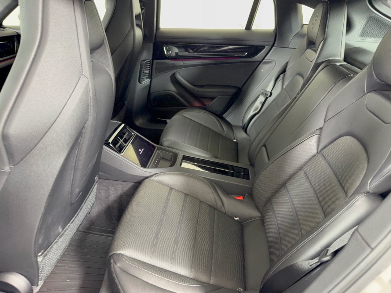 Certified 2025 Porsche Panamera 4 AWD/4WD image 28