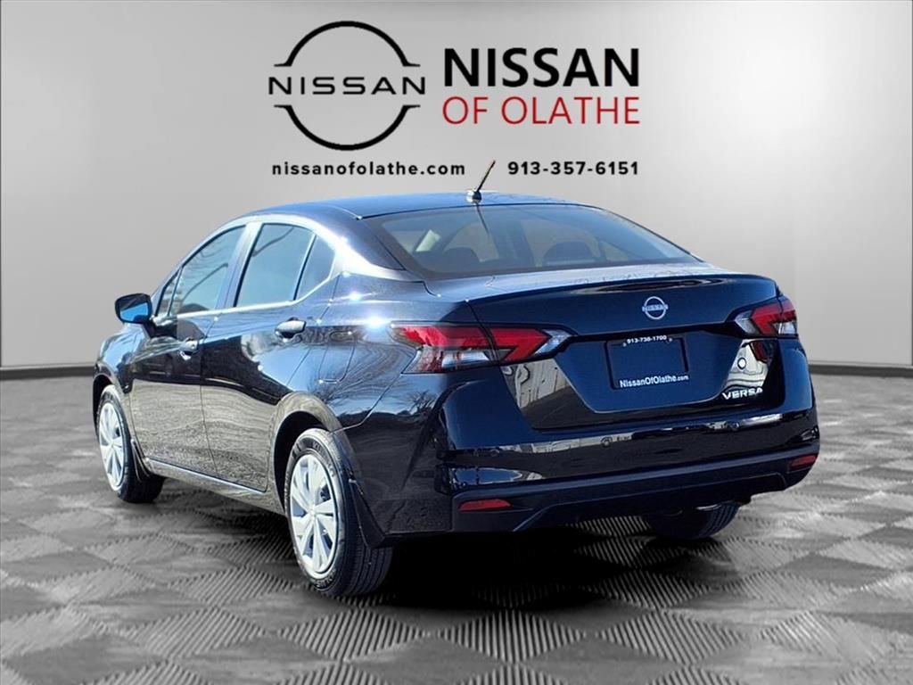 Certified 2025 Nissan Versa S w/ Trunk Package image 3