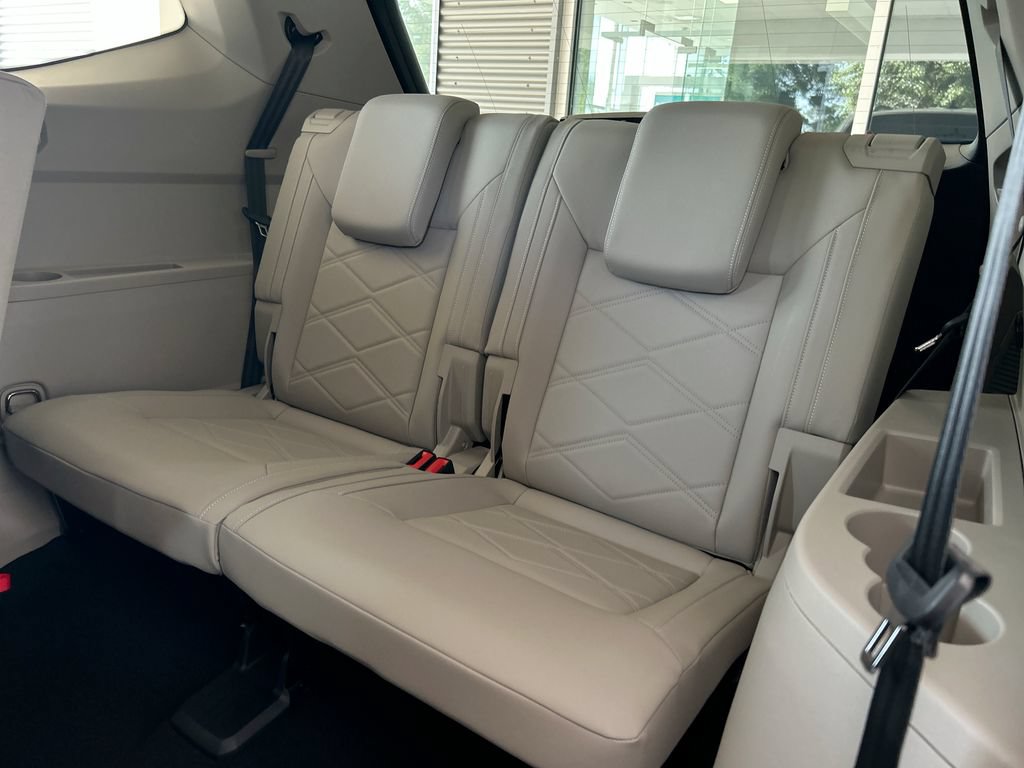 New 2026 Volkswagen Atlas SE FWD image 42