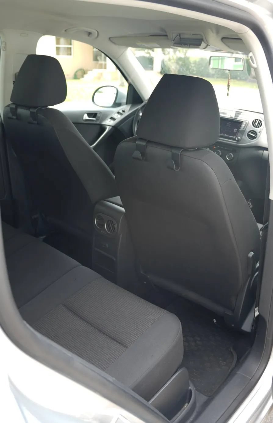 Used 2017 Volkswagen Tiguan Limited w/ Premium Package AWD/4WD image 10