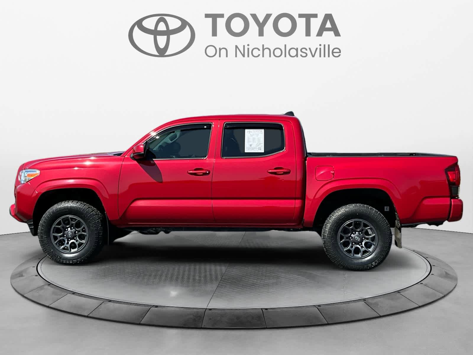 Used 2023 Toyota Tacoma SR AWD/4WD image 2