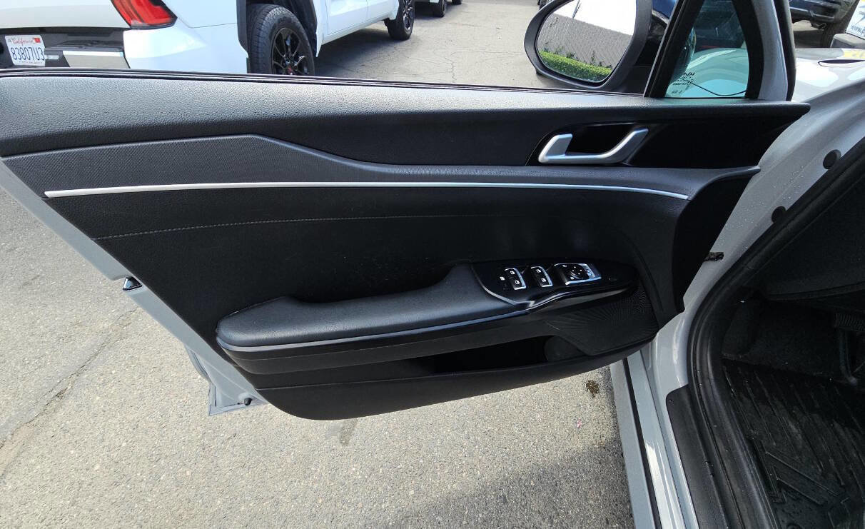 Used 2022 Kia K5 GT-Line image 14