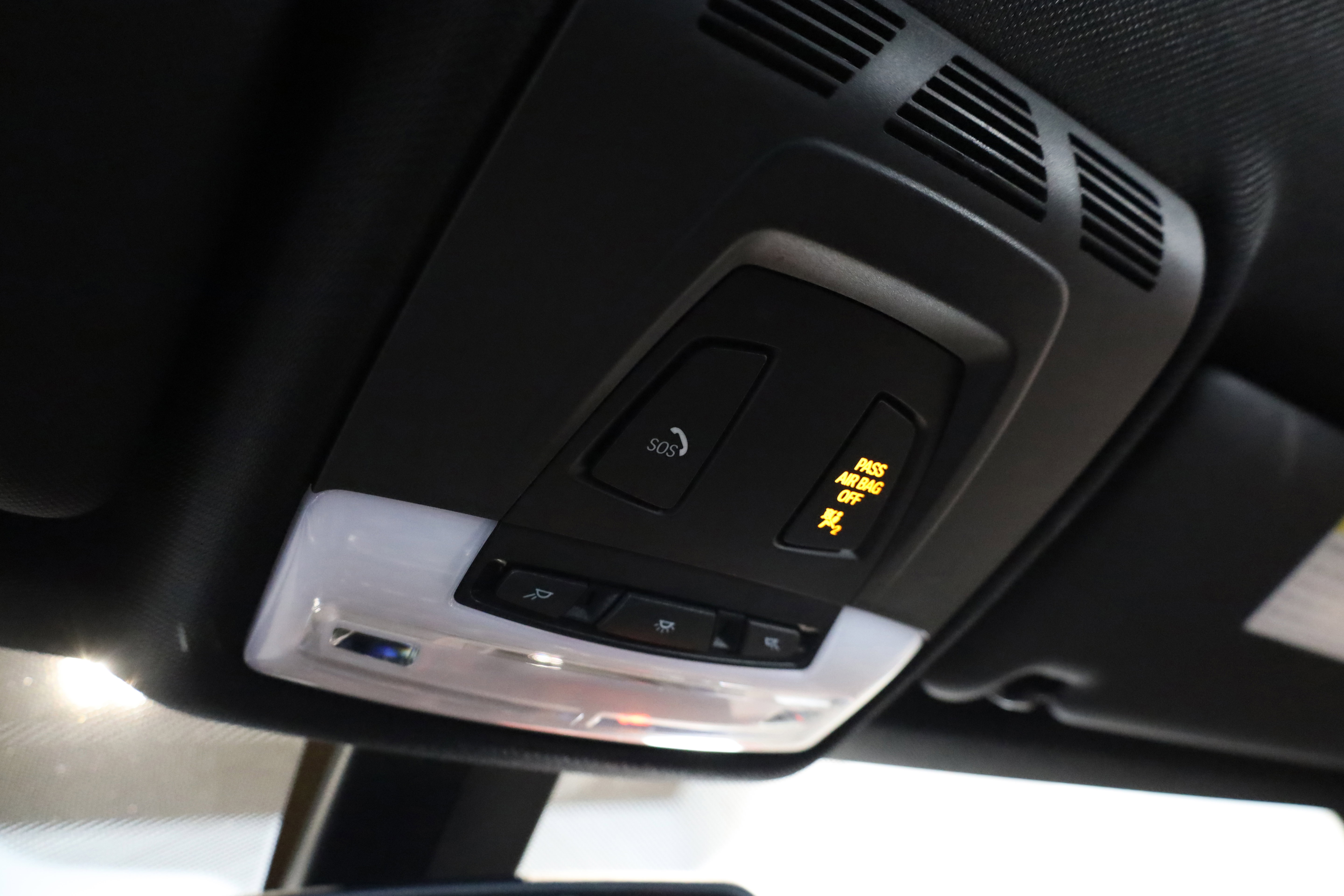 Used 2018 BMW M3 w/ Executive Package image 34