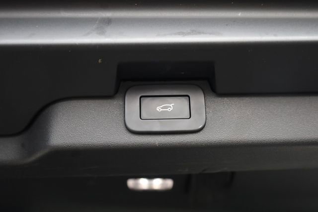 Used 2023 Land Rover Discovery S R-Dynamic image 31