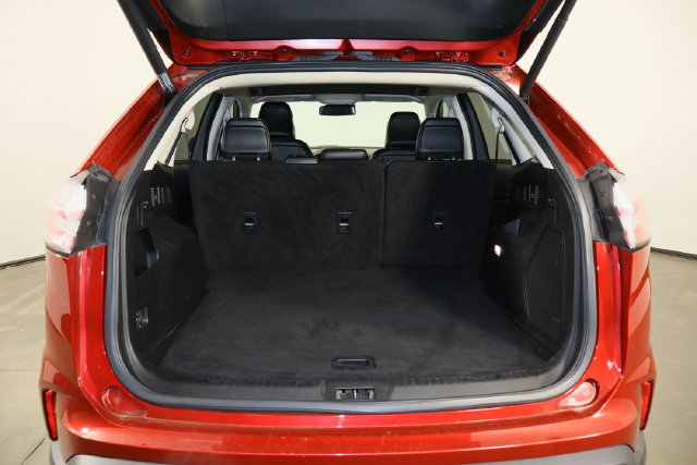 Used 2022 Ford Edge Titanium AWD/4WD image 19