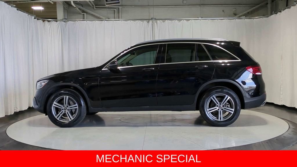 Used 2020 Mercedes-Benz GLC 300 w/ Parking Assistance Package image 5