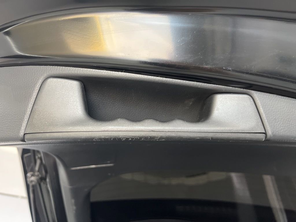 Used 2021 Toyota RAV4 XLE image 14