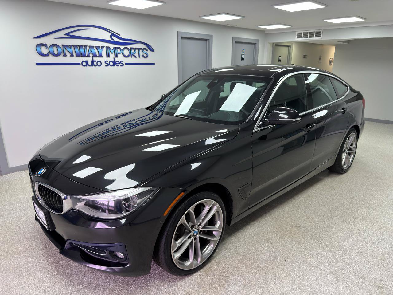 Used 2018 BMW 340i Gran Turismo xDrive AWD/4WD image 2