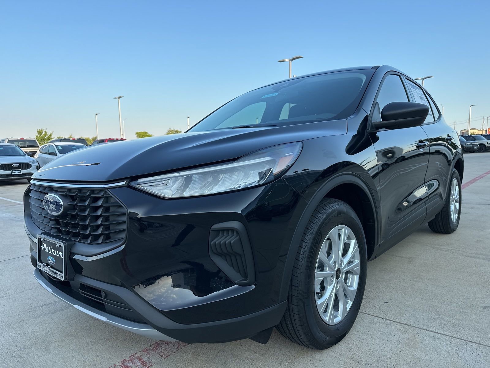 Used 2025 Ford Escape Active image 3