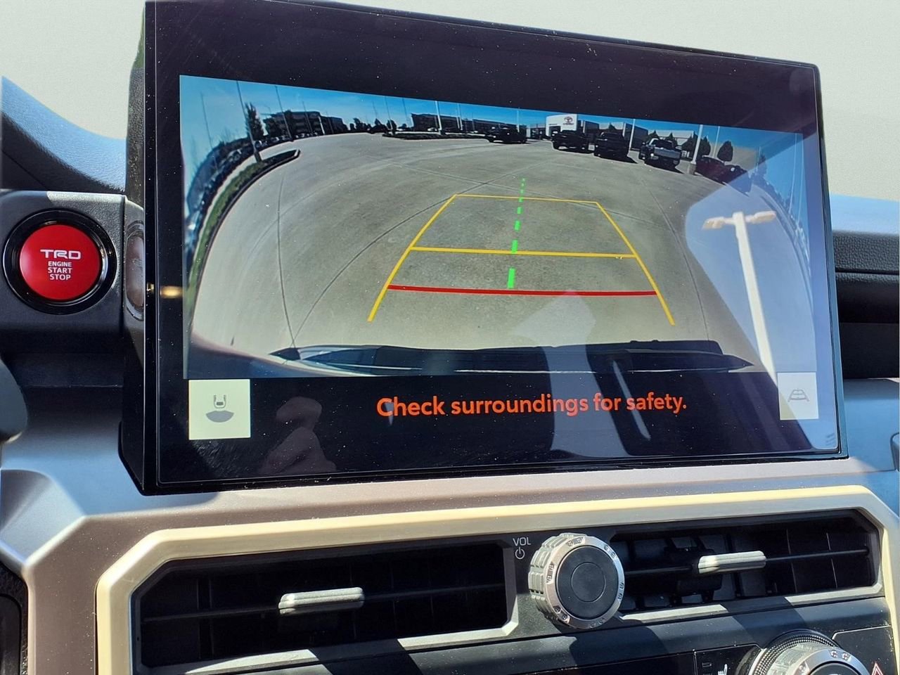 Used 2024 Toyota Tacoma TRD Sport AWD/4WD image 18