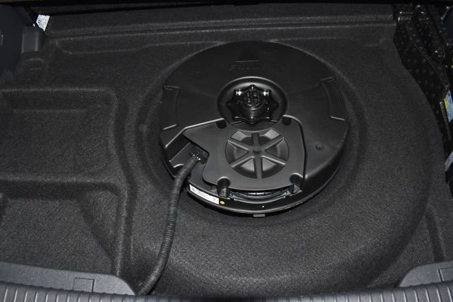 Used 2024 Volkswagen Atlas SEL Premium R-Line image 38