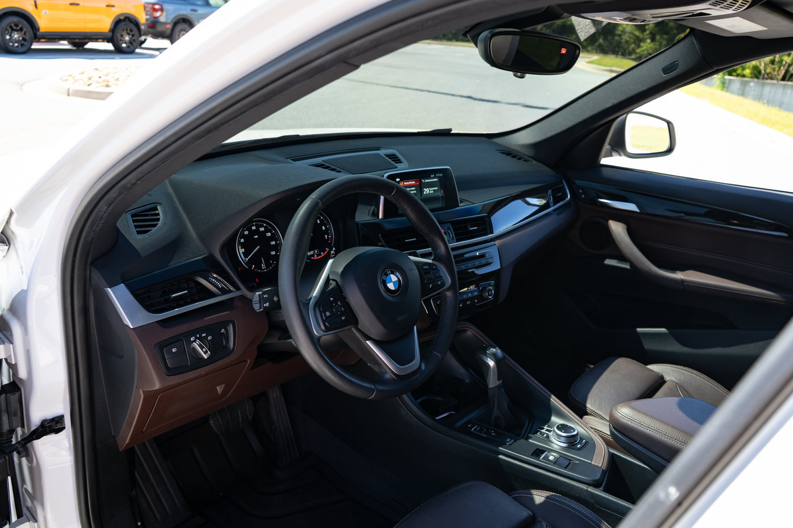 Used 2019 BMW X1 xDrive28i w/ Convenience Package AWD/4WD image 13