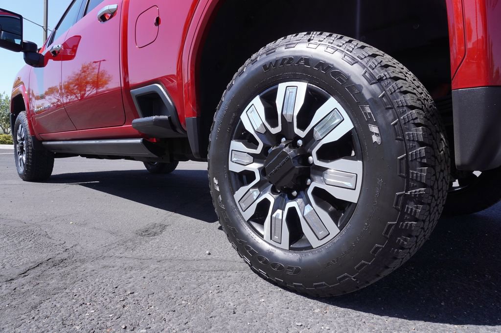 Certified 2024 GMC Sierra 2500 Denali w/ Denali Reserve Package image 6