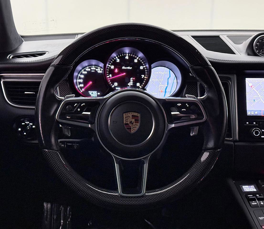 Used 2018 Porsche Macan Turbo w/ Premium Package Plus AWD/4WD image 32