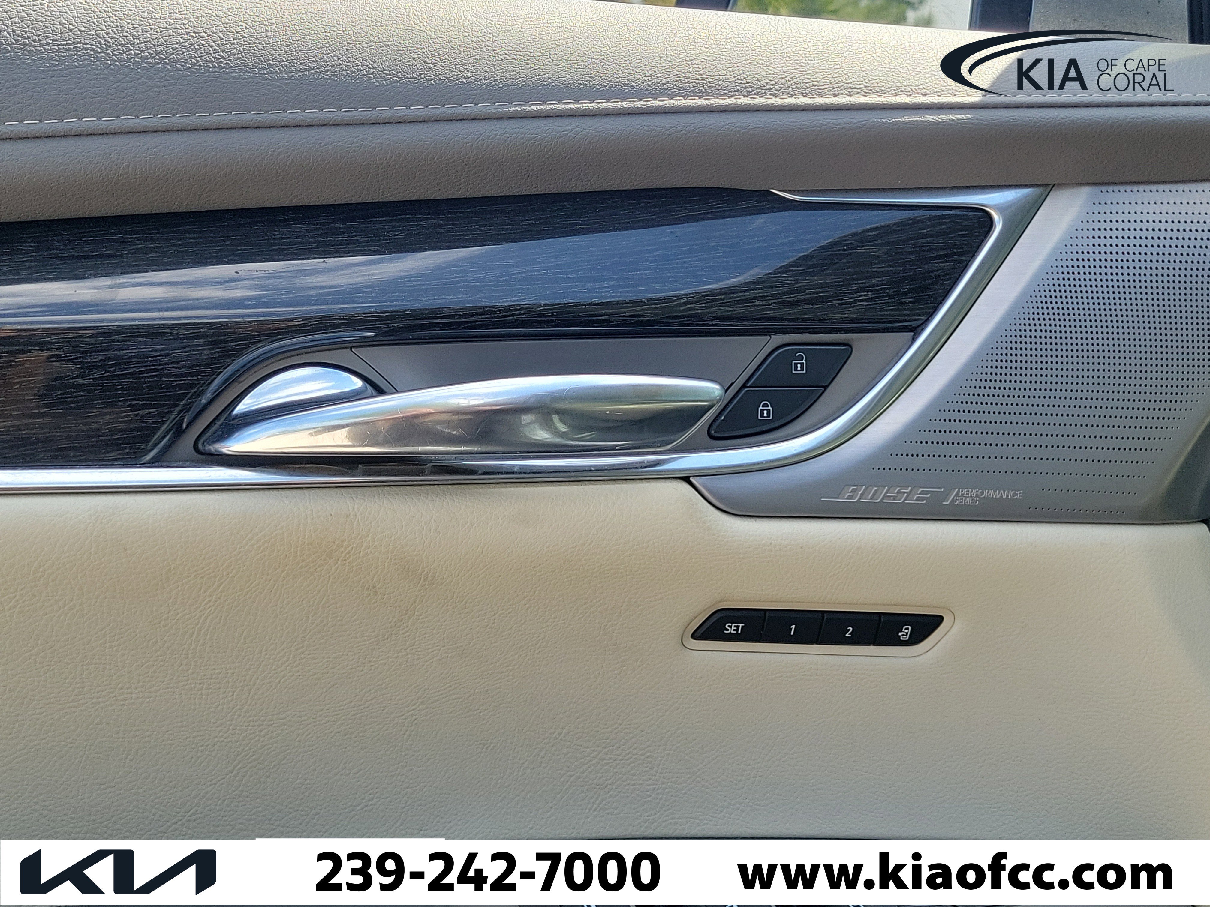 Used 2021 Cadillac XT6 Premium Luxury FWD image 21