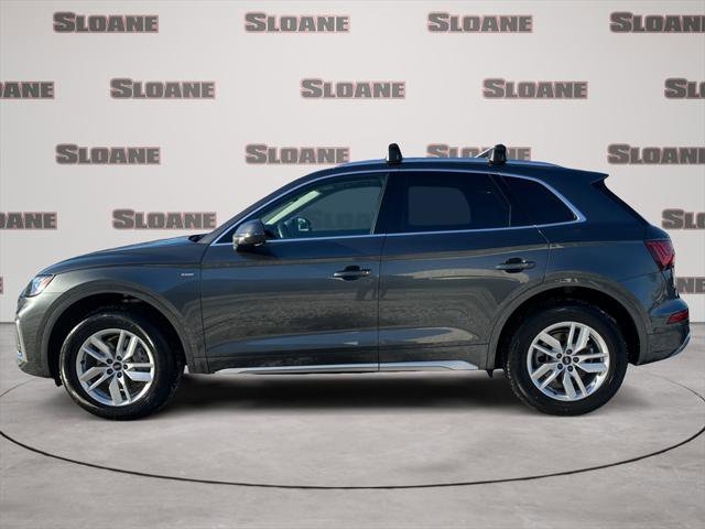 Certified 2023 Audi Q5 2.0T Premium w/ Convenience Package image 2