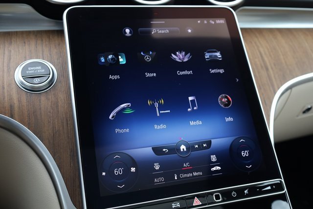 Used 2023 Mercedes-Benz C 300 4MATIC Sedan image 18