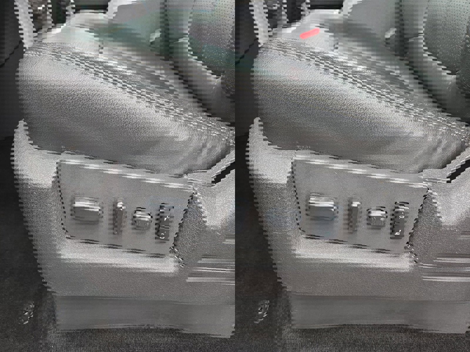 Used 2013 Ford F150 FX4 w/ Luxury Equipment Group image 12