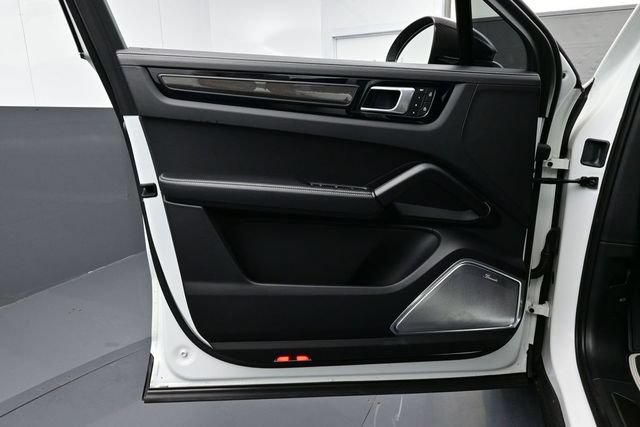 Certified 2023 Porsche Cayenne Turbo GT AWD/4WD image 7