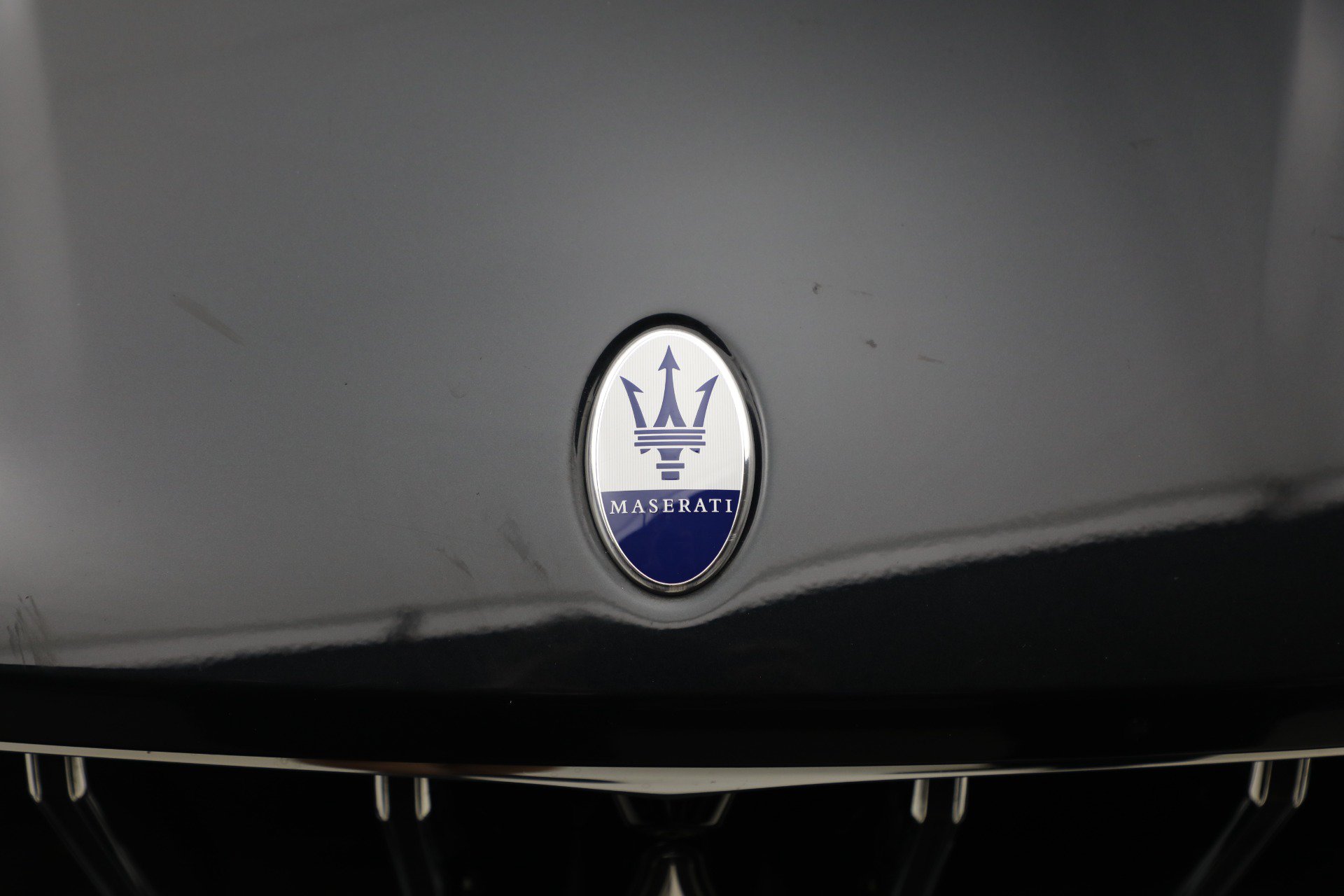 Certified 2023 Maserati Levante GT AWD/4WD image 34