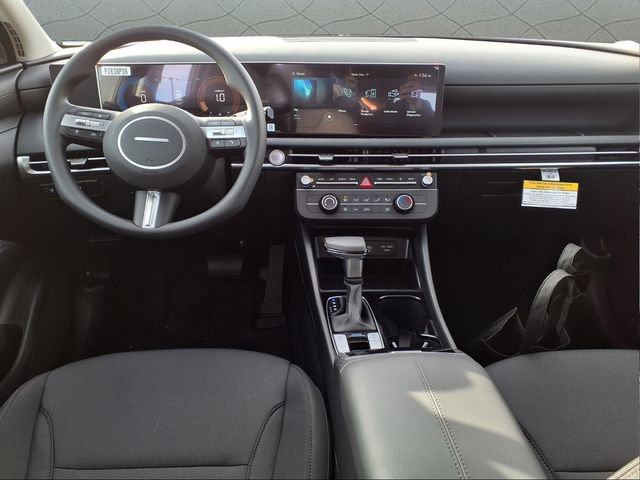 New 2026 Hyundai Tucson SE image 16