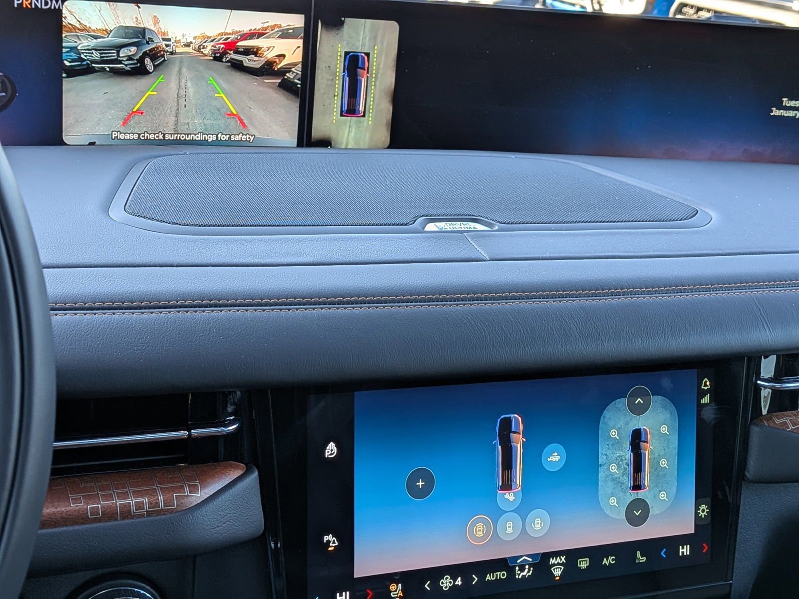 Used 2025 Lincoln Navigator Black Label image 27