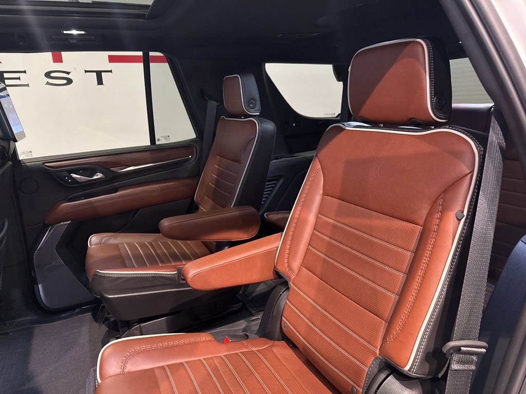 Used 2024 GMC Yukon Denali Ultimate AWD/4WD image 20