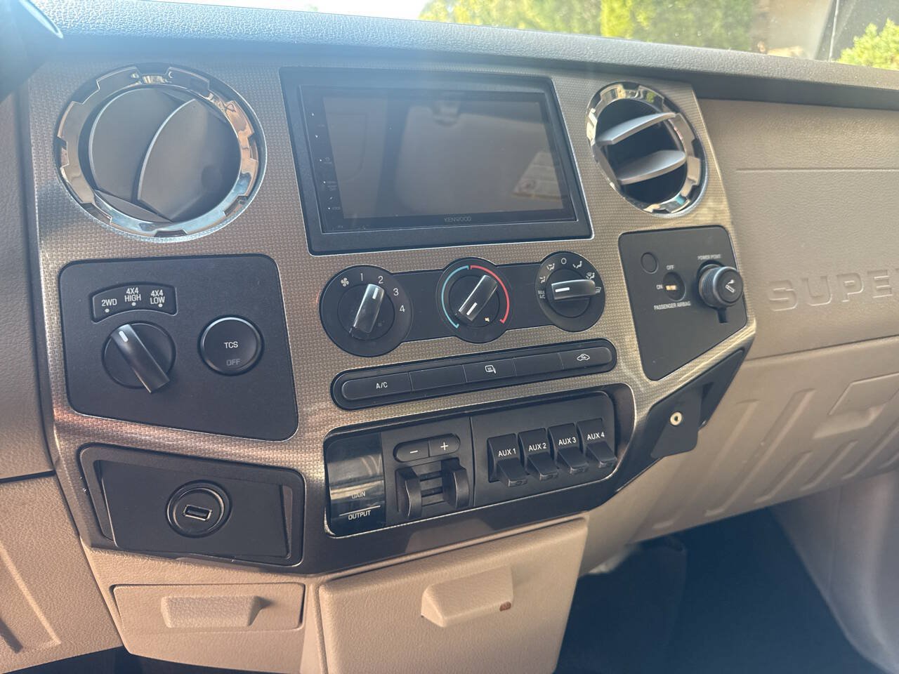 Used 2008 Ford F350 FX4 AWD/4WD image 20
