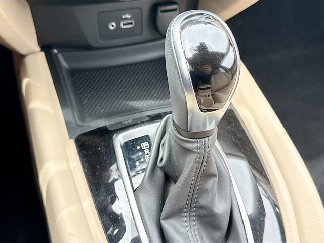 Used 2020 Nissan Rogue SV AWD/4WD image 18