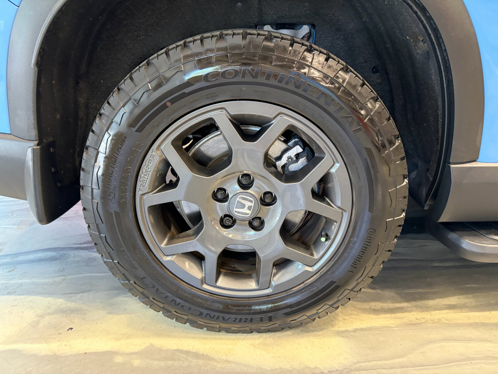 Used 2024 Honda Pilot TrailSport image 29