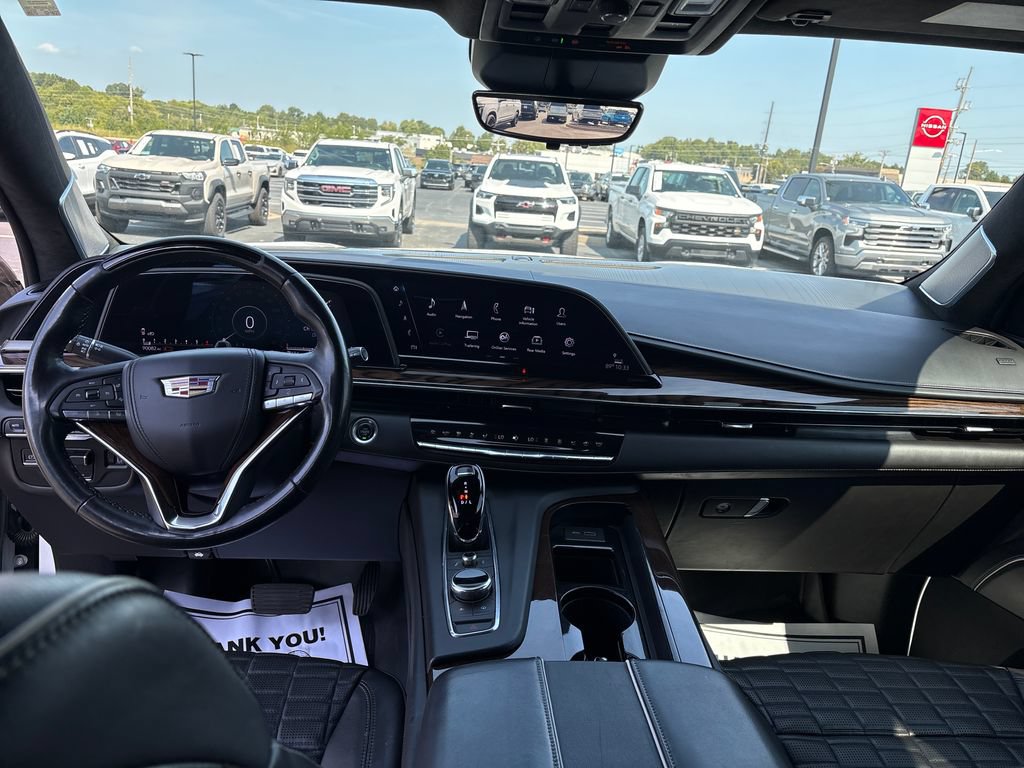 Used 2022 Cadillac Escalade Sport Platinum AWD/4WD image 15