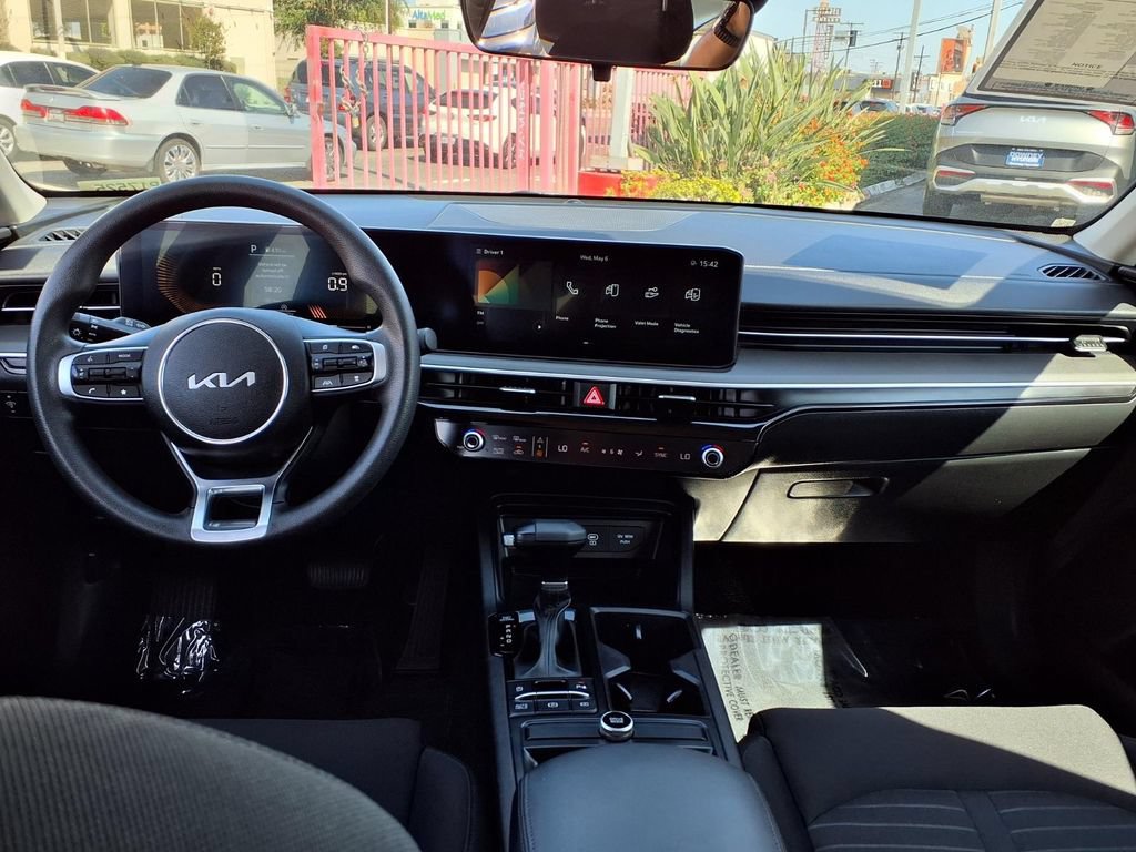 Used 2025 Kia K5 LXS FWD image 11