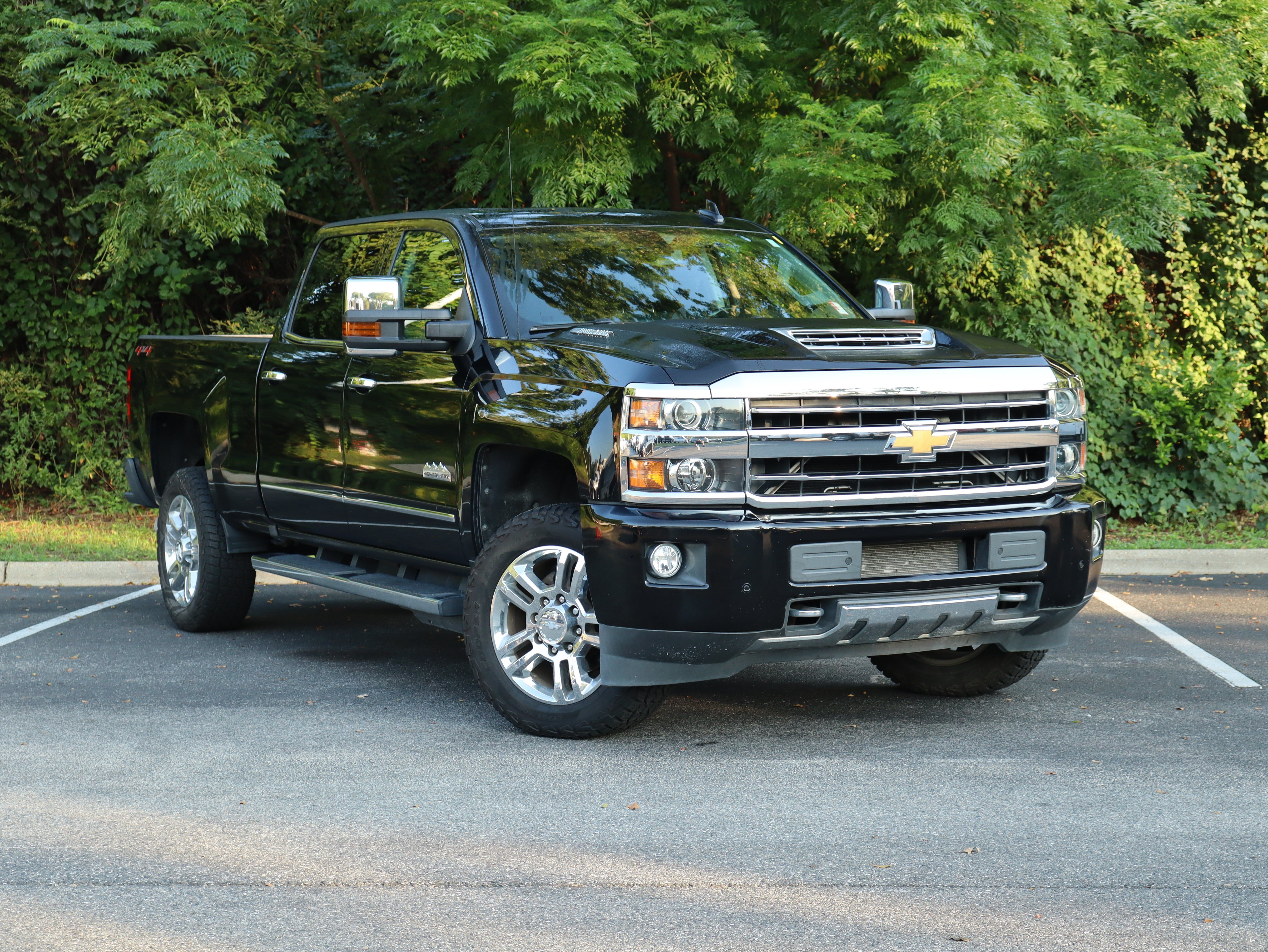 Used 2018 Chevrolet Silverado 2500 High Country w/ Duramax Plus Package AWD/4WD video 2