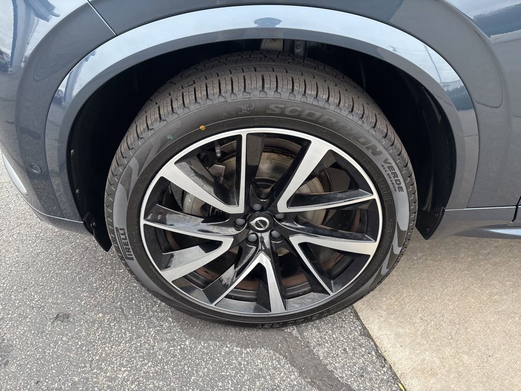 Certified 2023 Volvo XC90 B6 Plus w/ Protection Package Premier image 11