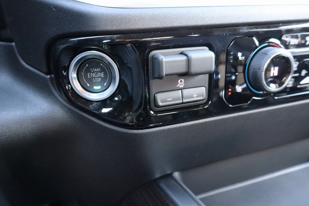 New 2026 Chevrolet Silverado 1500 LT w/ All Star Edition Plus image 13