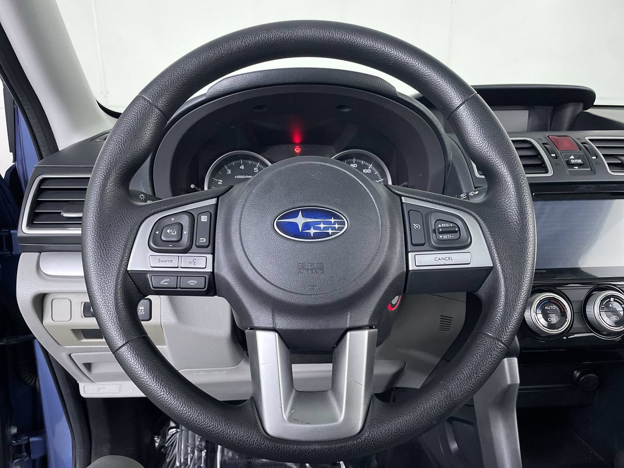 Used 2018 Subaru Forester 2.5i Premium w/ All-Weather Package AWD/4WD image 13