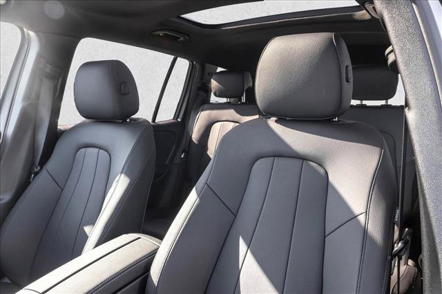 New 2026 Mercedes-Benz GLB 250 4MATIC image 12