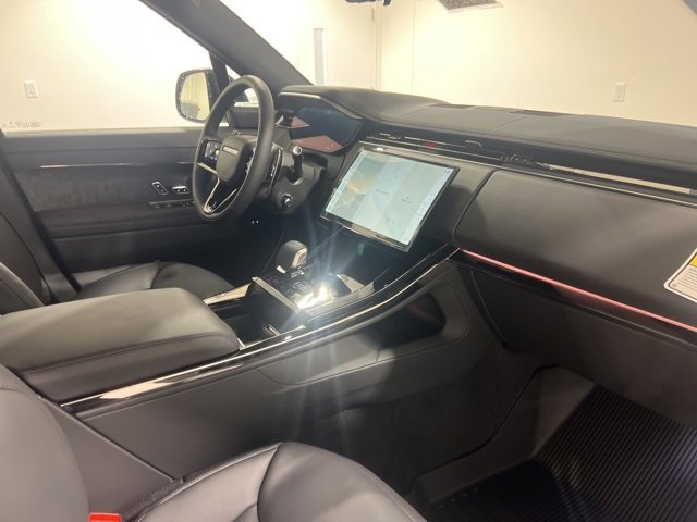 New 2025 Land Rover Range Rover Sport Dynamic SE image 24