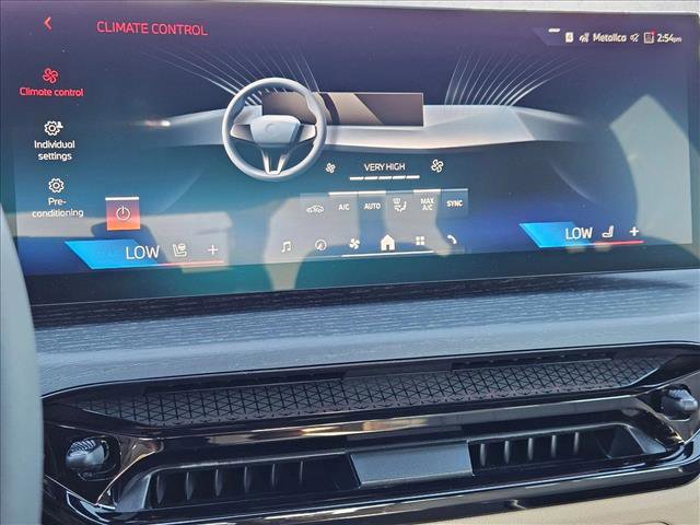 New 2026 BMW 330i Sedan w/ Premium Package image 14